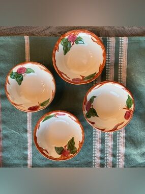Franciscan Apple China  Bowls - Set of 4